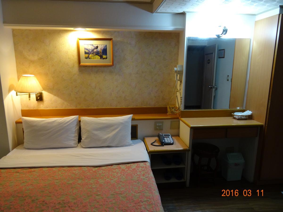 Jia Xin Hotel Chiayi Exterior foto