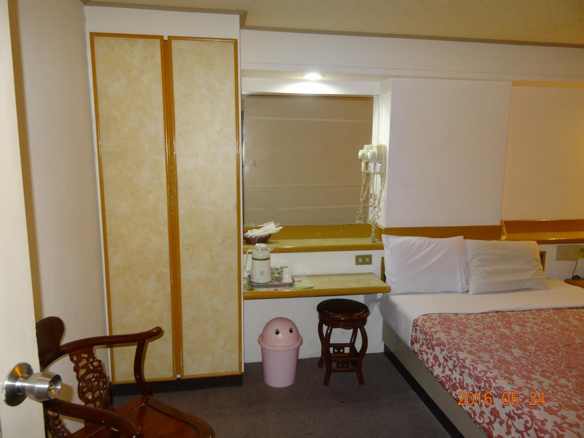 Jia Xin Hotel Chiayi Exterior foto