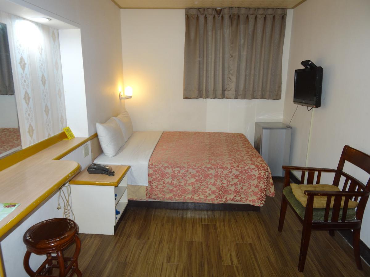 Jia Xin Hotel Chiayi Exterior foto