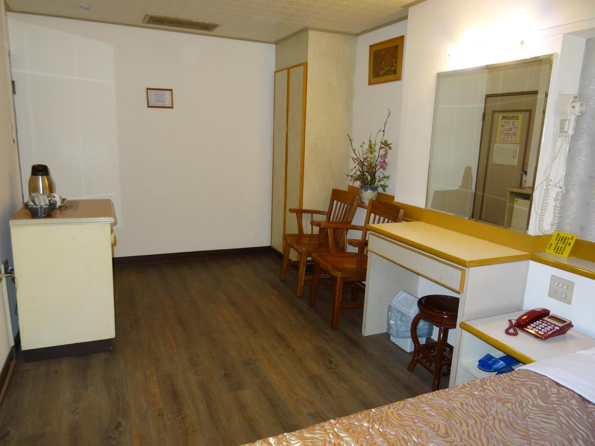 Jia Xin Hotel Chiayi Exterior foto