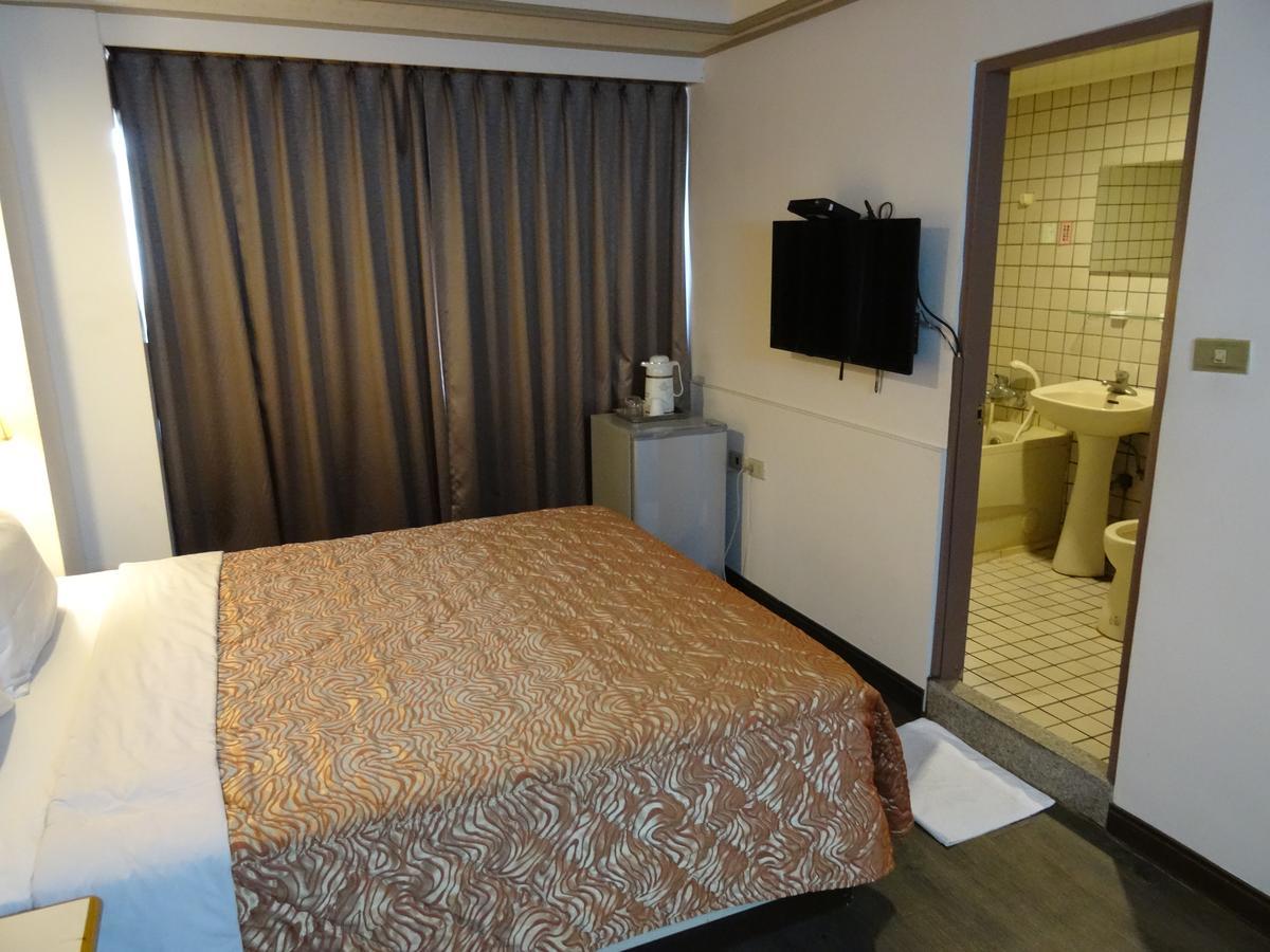 Jia Xin Hotel Chiayi Exterior foto