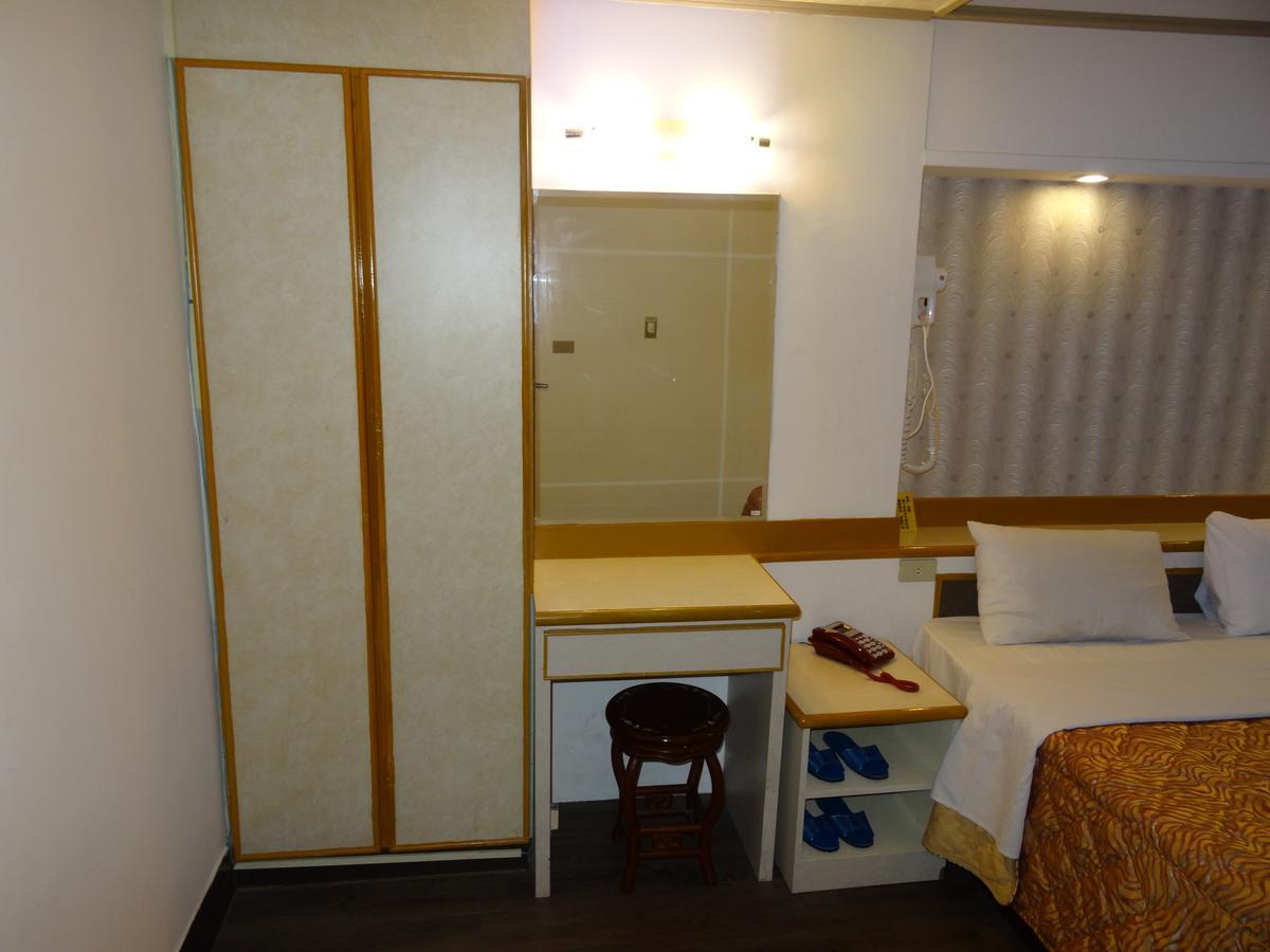 Jia Xin Hotel Chiayi Exterior foto