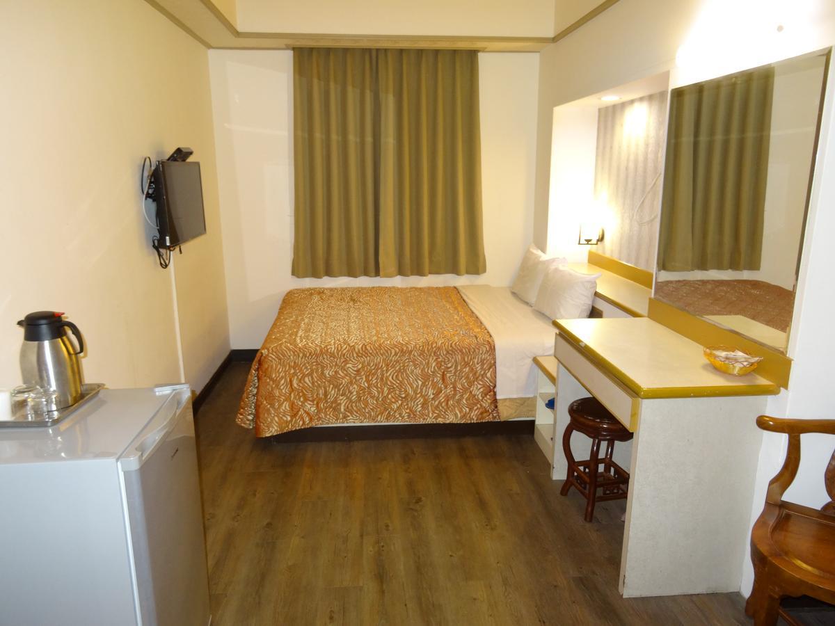 Jia Xin Hotel Chiayi Exterior foto